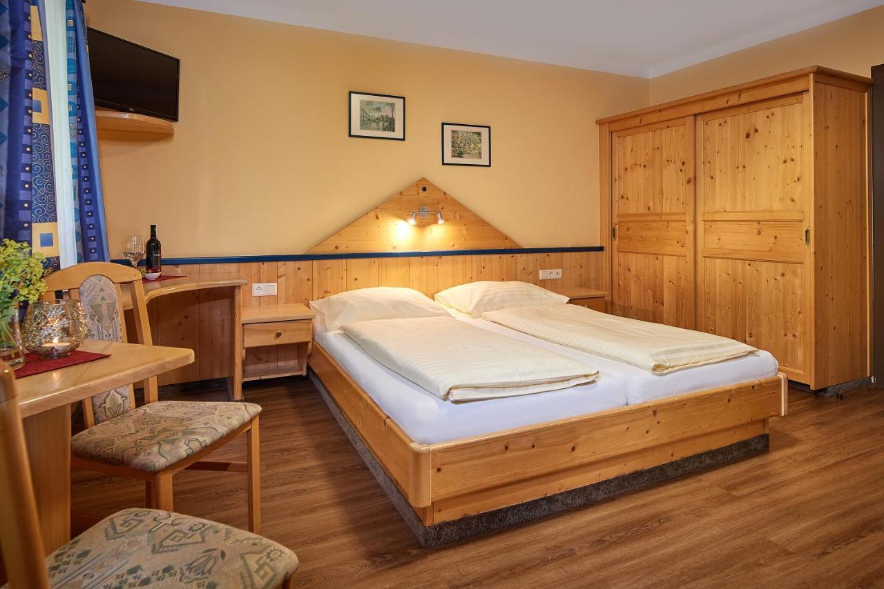 Hotel Hubertushof フラッハウ エクステリア 写真