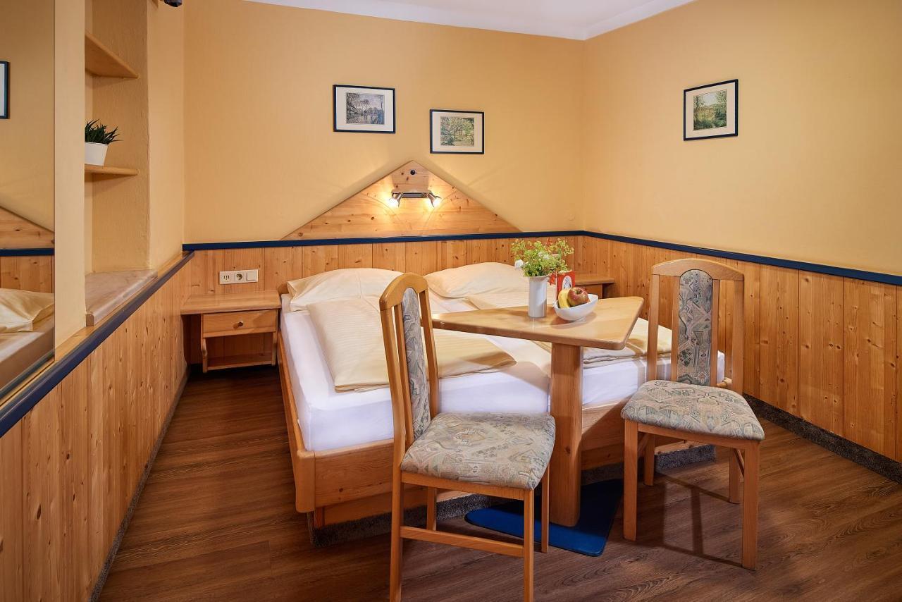 Hotel Hubertushof フラッハウ エクステリア 写真