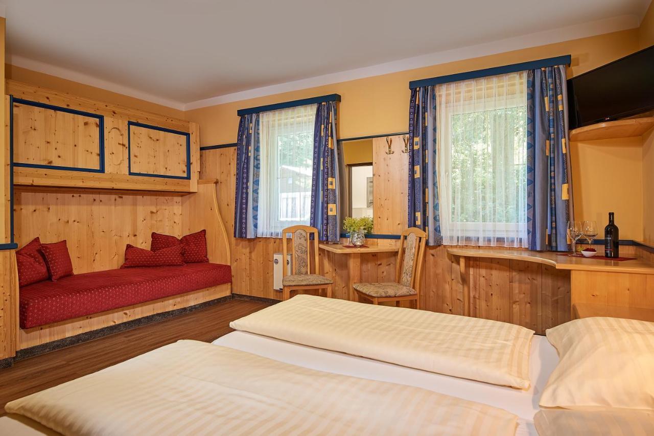 Hotel Hubertushof フラッハウ エクステリア 写真