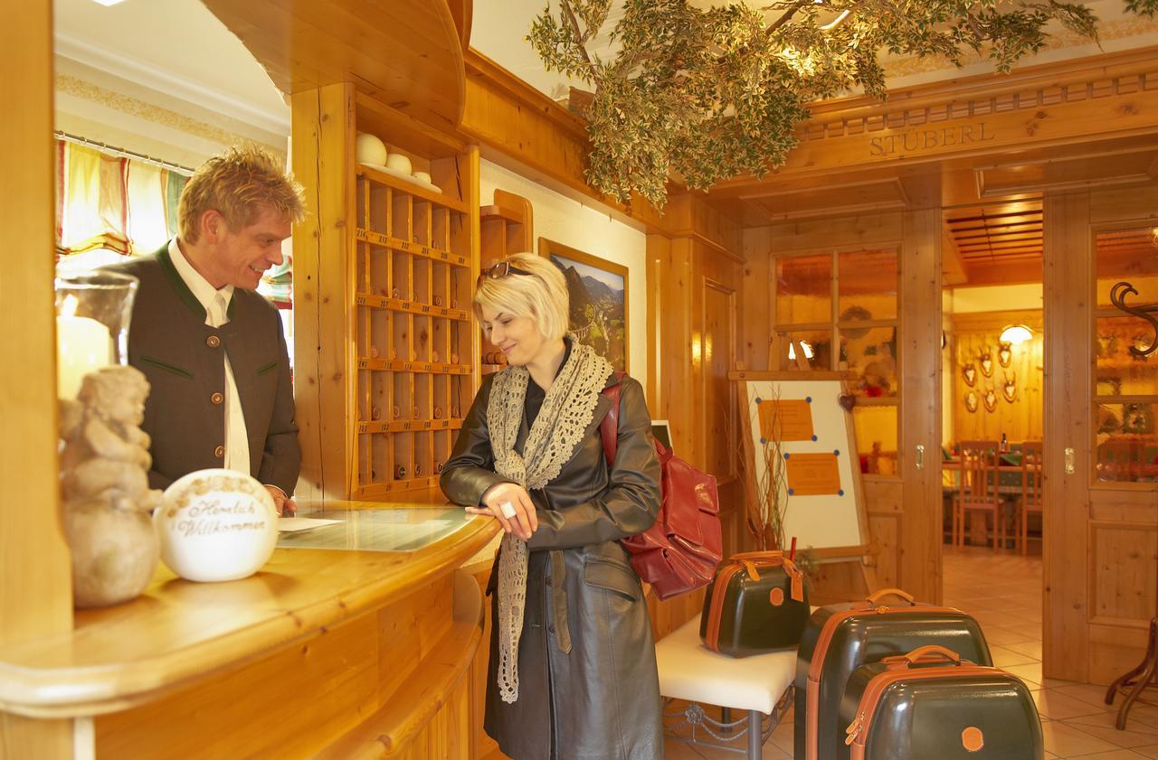 Hotel Hubertushof フラッハウ エクステリア 写真