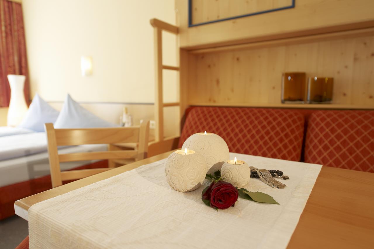 Hotel Hubertushof フラッハウ エクステリア 写真