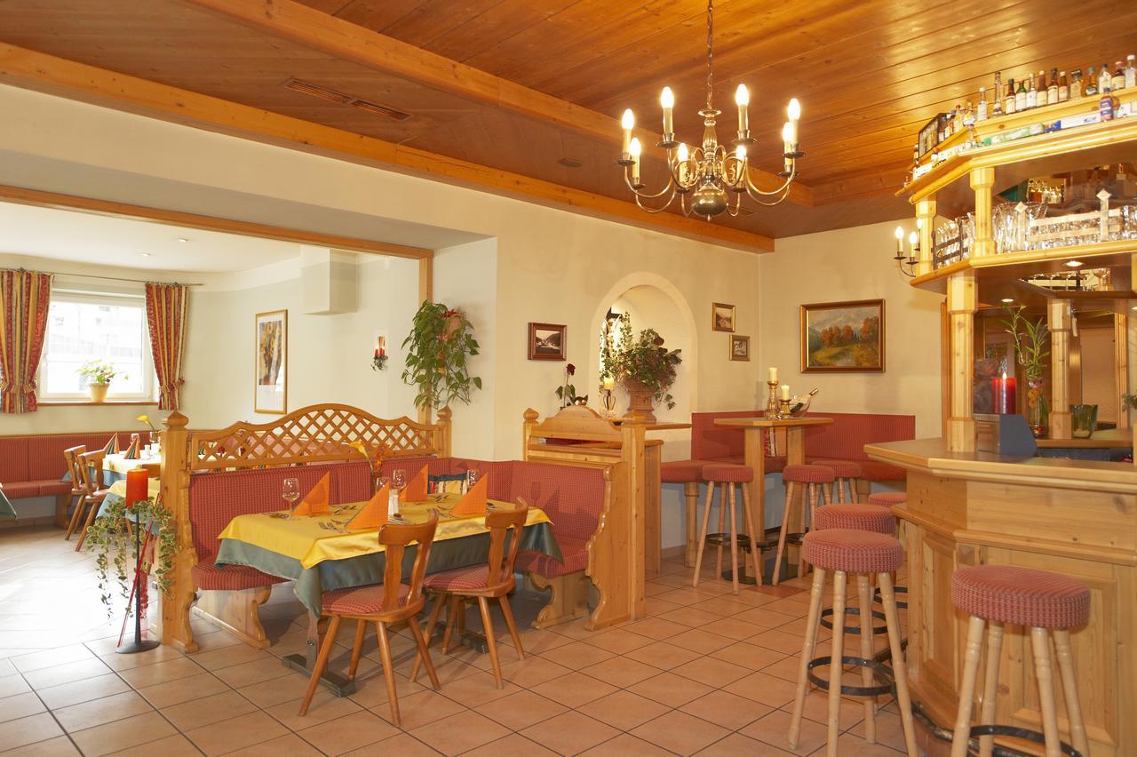 Hotel Hubertushof フラッハウ エクステリア 写真